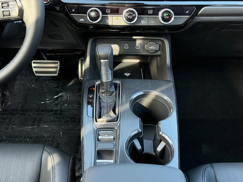 Honda Civic Sedan Hybrid Vehicle Image 7