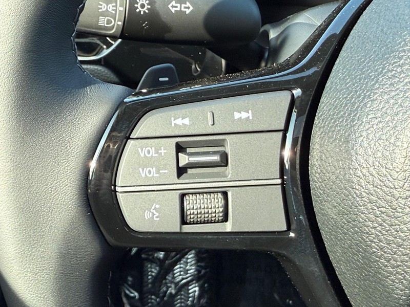Honda Civic Sedan Hybrid Vehicle Image 10