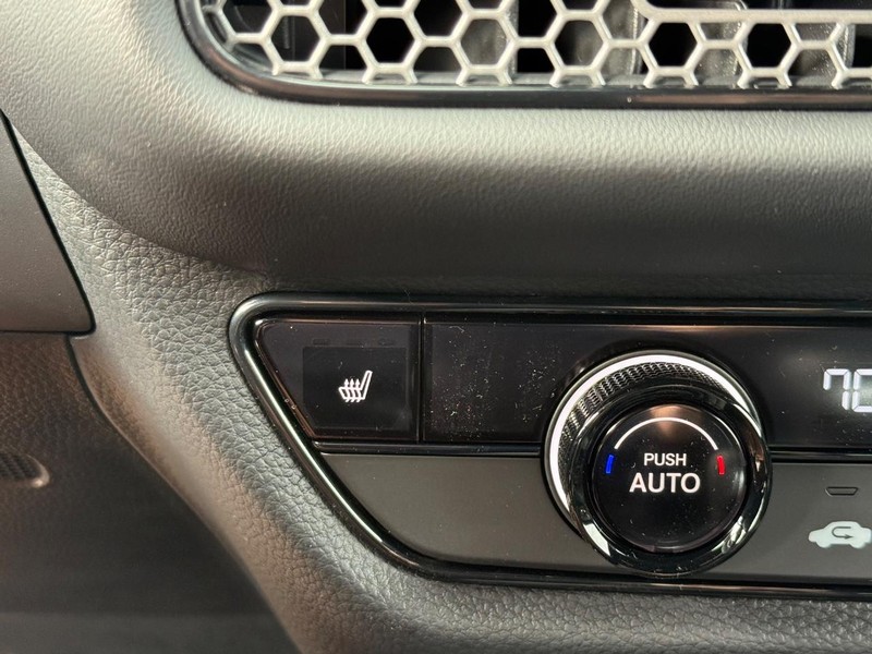 Honda HR-V Vehicle Image 14