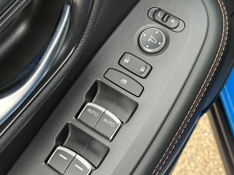 Honda HR-V Vehicle Image 15