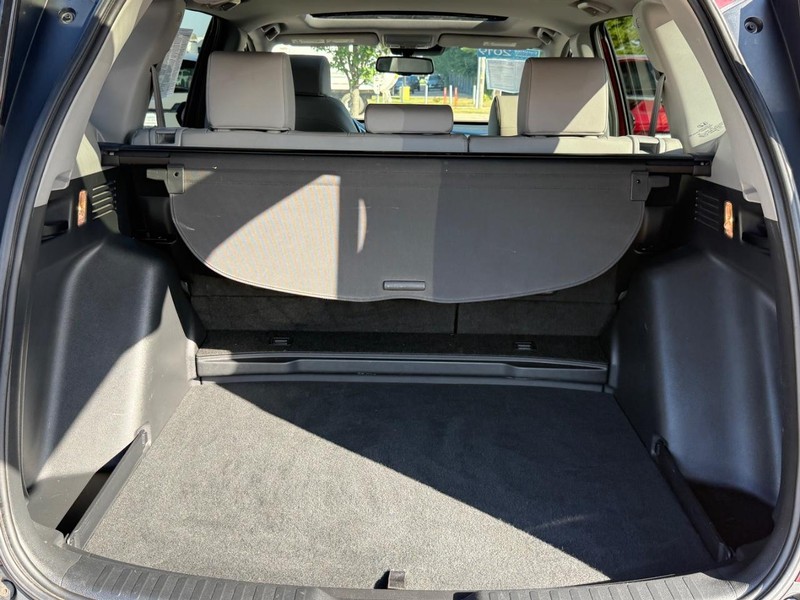 Honda CR-V Vehicle Image 5