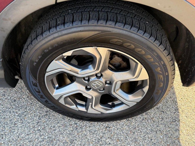 Honda CR-V Vehicle Image 7