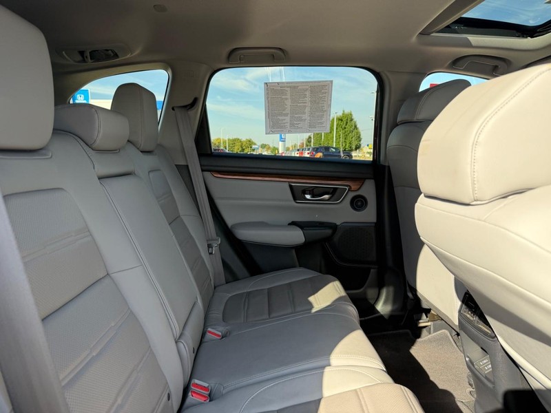 Honda CR-V Vehicle Image 10