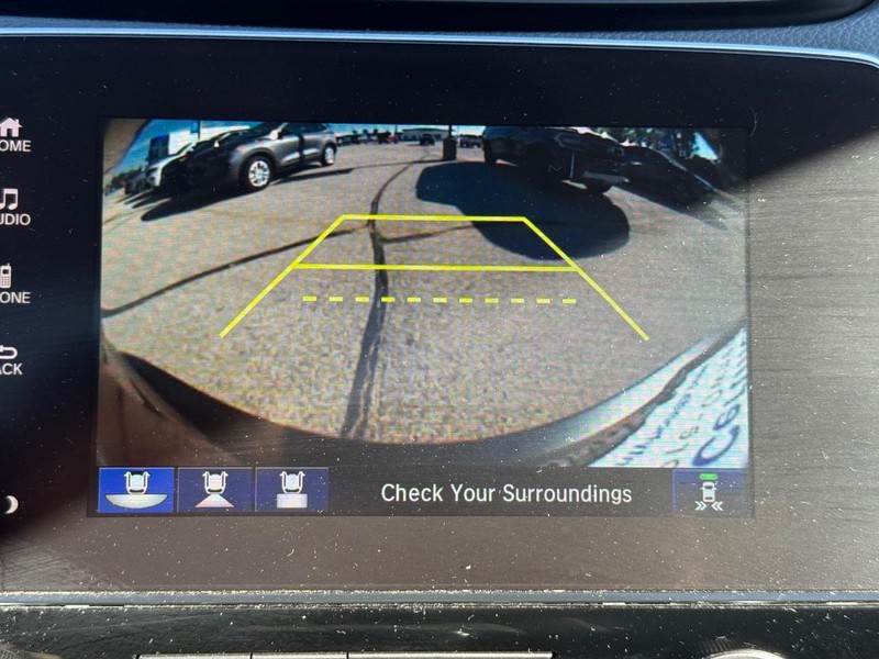 Honda CR-V Vehicle Image 19