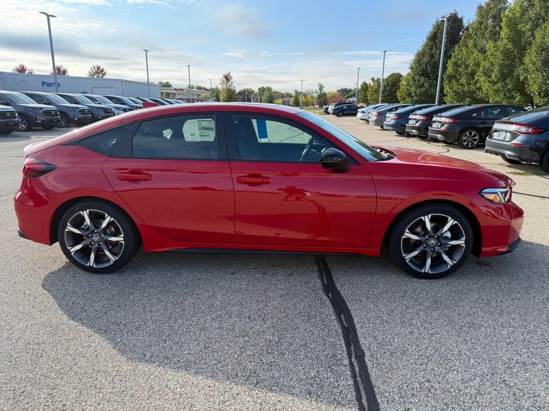 Honda Civic Hatchback Hybrid Vehicle Image 2