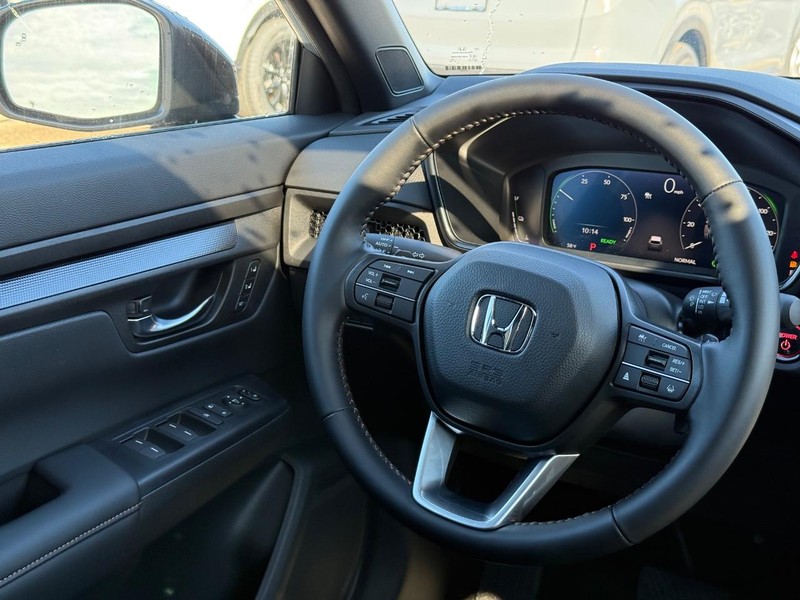 Honda CR-V Hybrid Vehicle Image 9