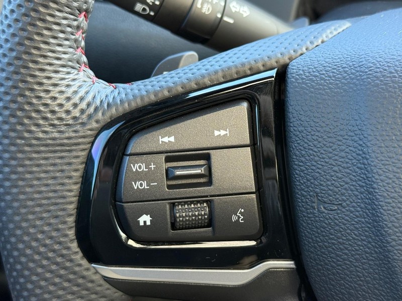 Honda Ridgeline Vehicle Image 16