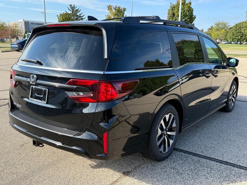 Honda Odyssey Vehicle Image 3