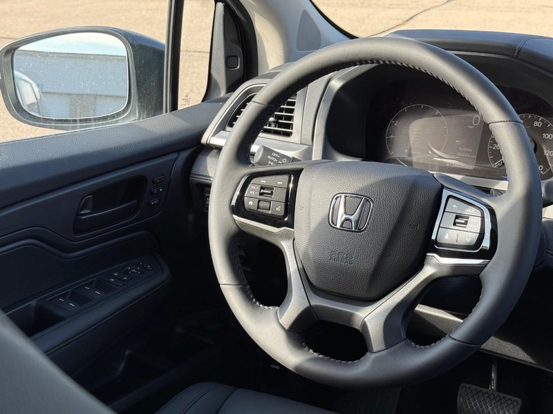 Honda Odyssey Vehicle Image 9