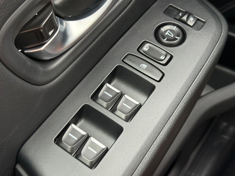 Honda Pilot Vehicle Image 16