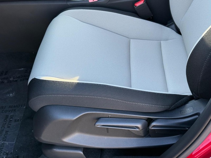 Honda CR-V Vehicle Image 15