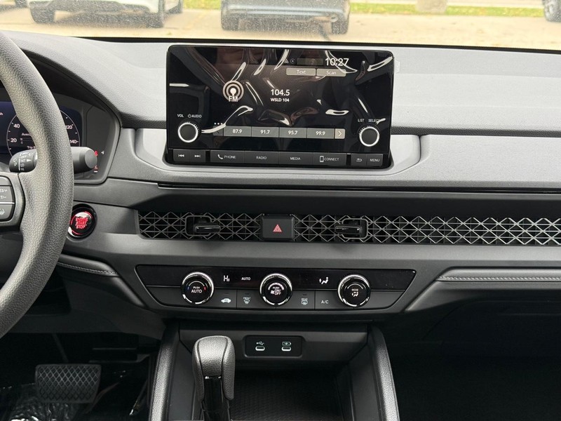 Honda Accord Sedan Vehicle Image 7