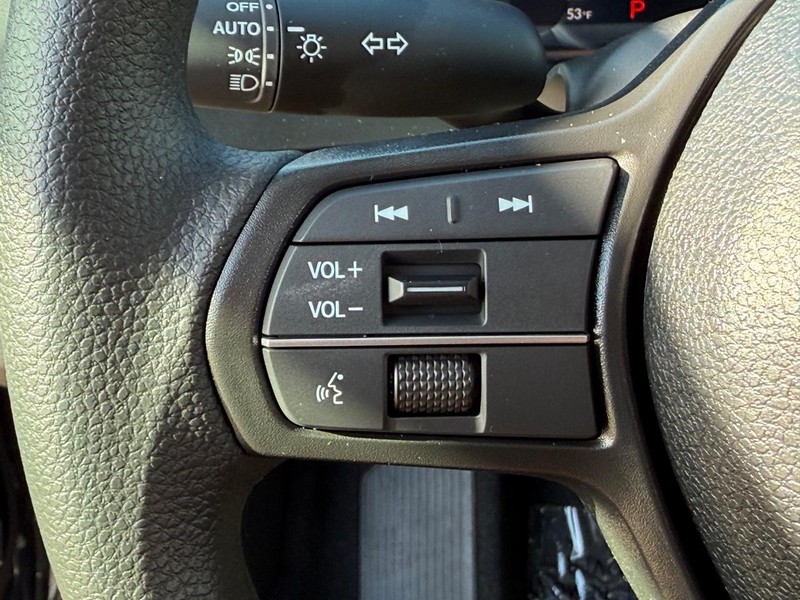 Honda Accord Sedan Vehicle Image 11