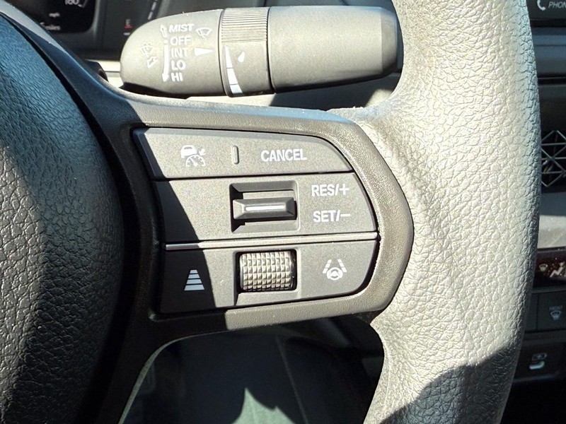 Honda Accord Sedan Vehicle Image 12