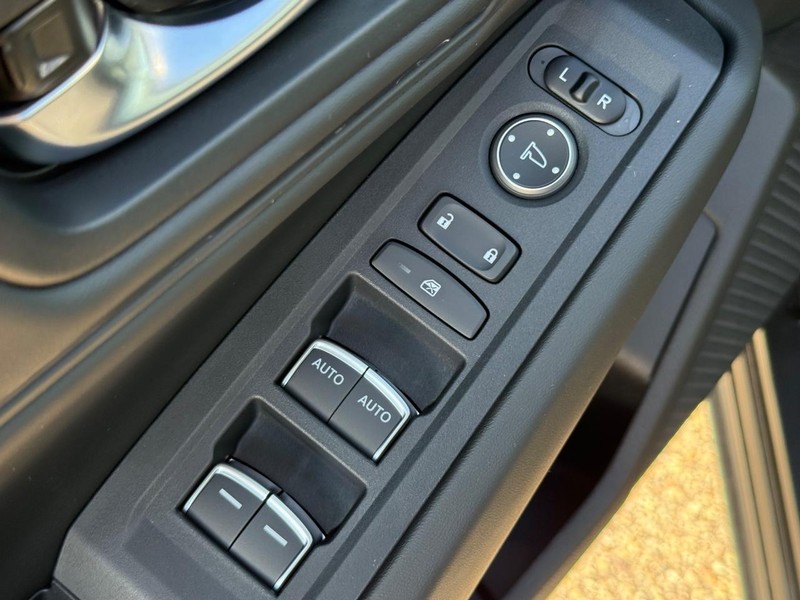 Honda Accord Sedan Vehicle Image 15