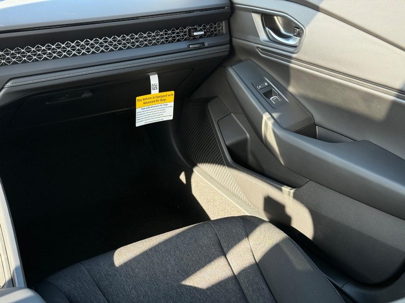 Honda Accord Sedan Vehicle Image 10