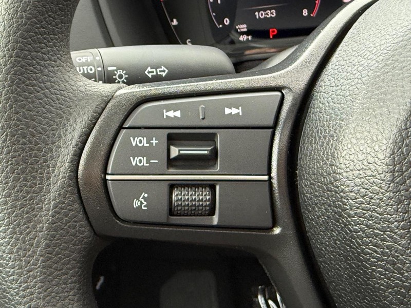 Honda Accord Sedan Vehicle Image 11