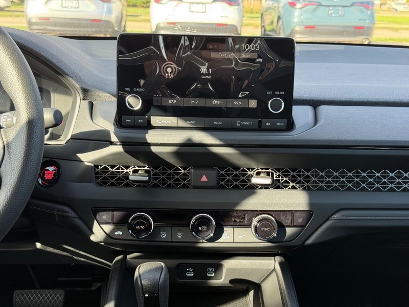 Honda Accord Sedan Vehicle Image 7