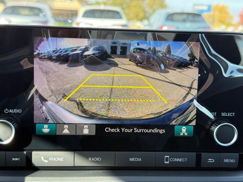 Honda Accord Sedan Vehicle Image 13