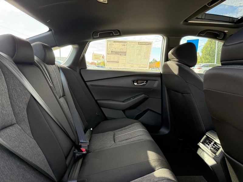 Honda Accord Hybrid Vehicle Image 5