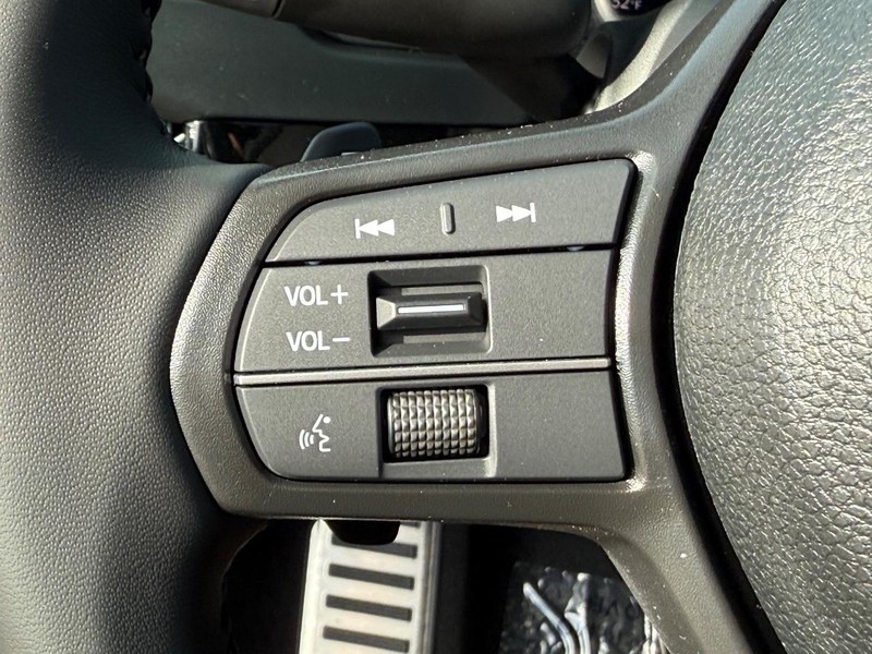 Honda Accord Hybrid Vehicle Image 11