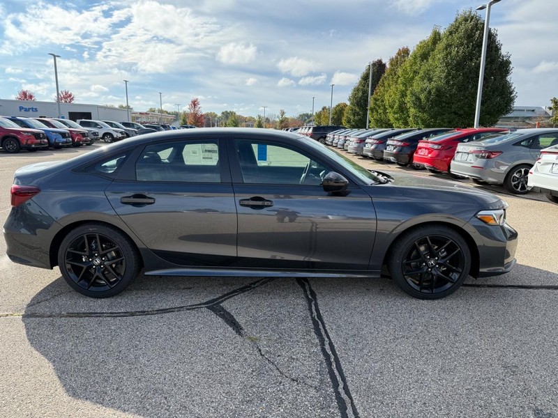 Honda Civic Sedan Vehicle Image 2