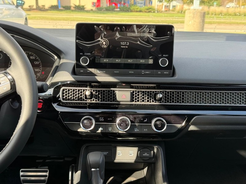 Honda Civic Sedan Vehicle Image 7