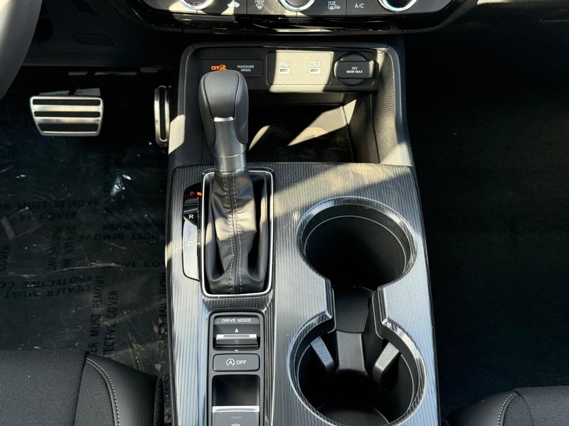 Honda Civic Sedan Vehicle Image 8