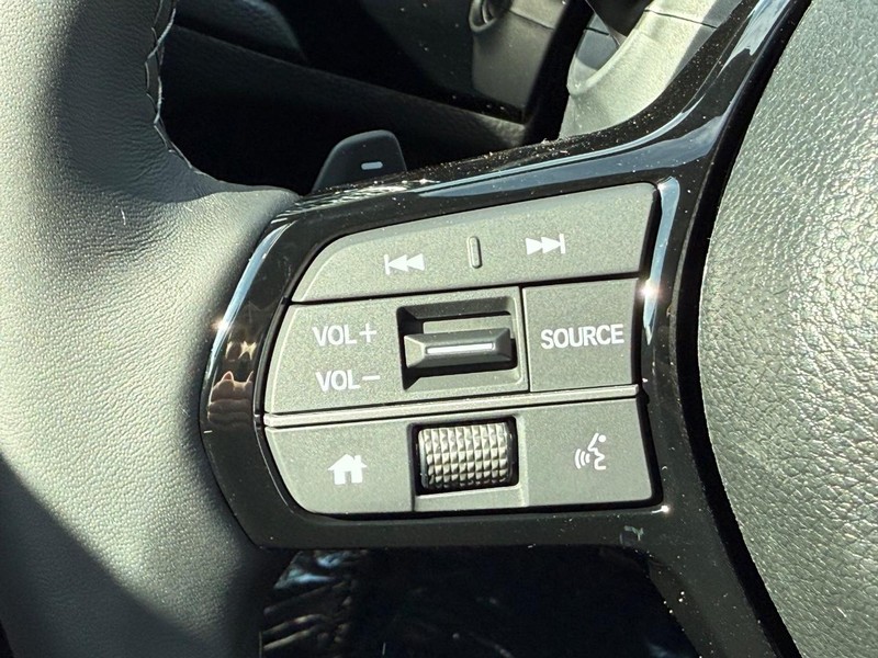 Honda Civic Sedan Vehicle Image 11