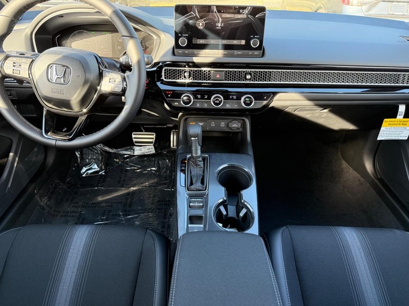 Honda Civic Sedan Hybrid Vehicle Image 6