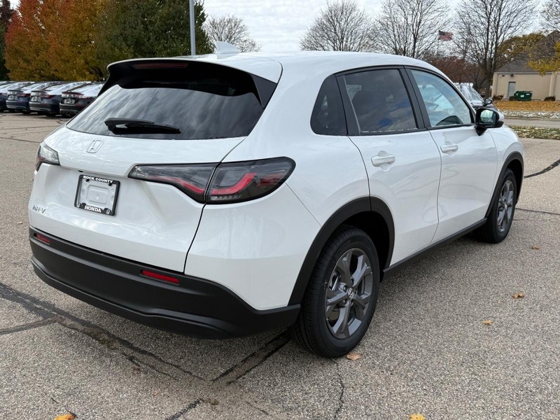 Honda HR-V Vehicle Image 3