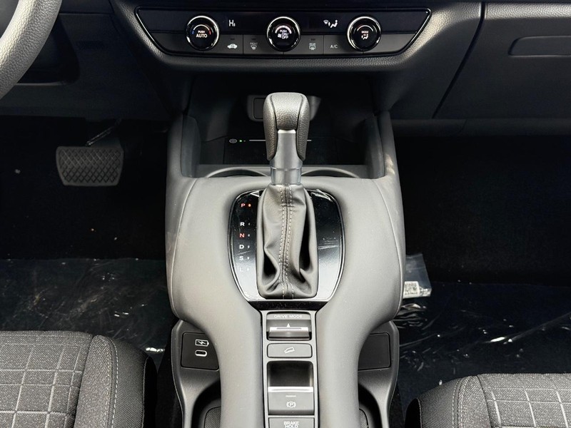 Honda HR-V Vehicle Image 8