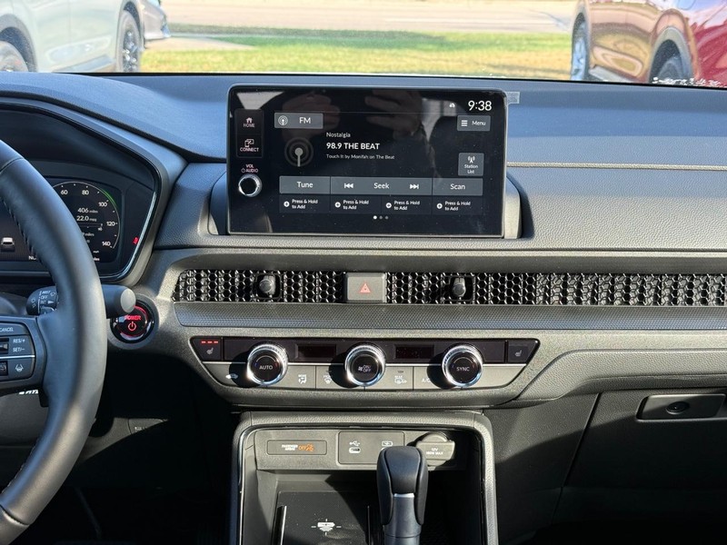 Honda CR-V Hybrid Vehicle Image 7