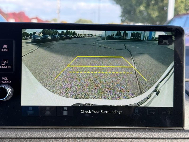 Honda CR-V Hybrid Vehicle Image 14