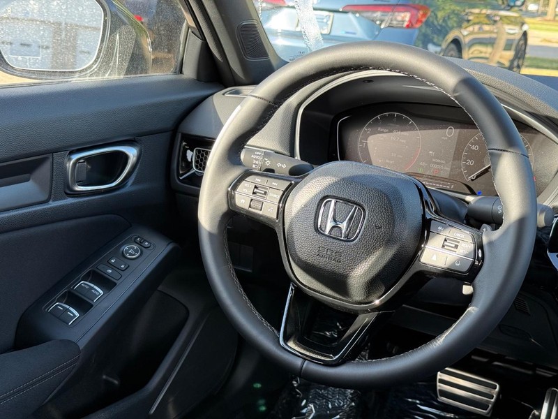 Honda Civic Sedan Vehicle Image 9