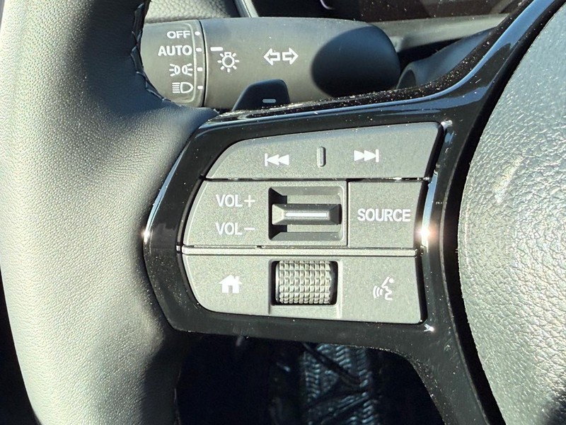 Honda Civic Sedan Vehicle Image 11