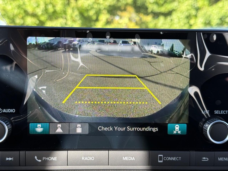 Honda Civic Sedan Vehicle Image 13