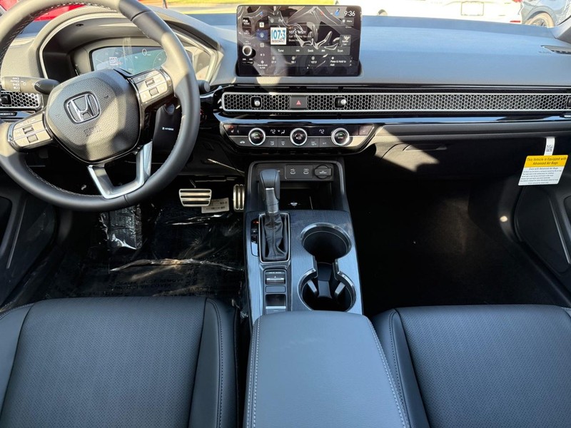 Honda Civic Sedan Hybrid Vehicle Image 6