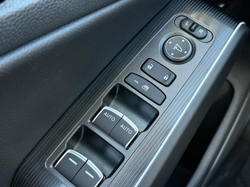 Honda Civic Sedan Hybrid Vehicle Image 15