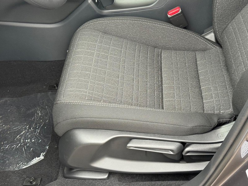 Honda HR-V Vehicle Image 15