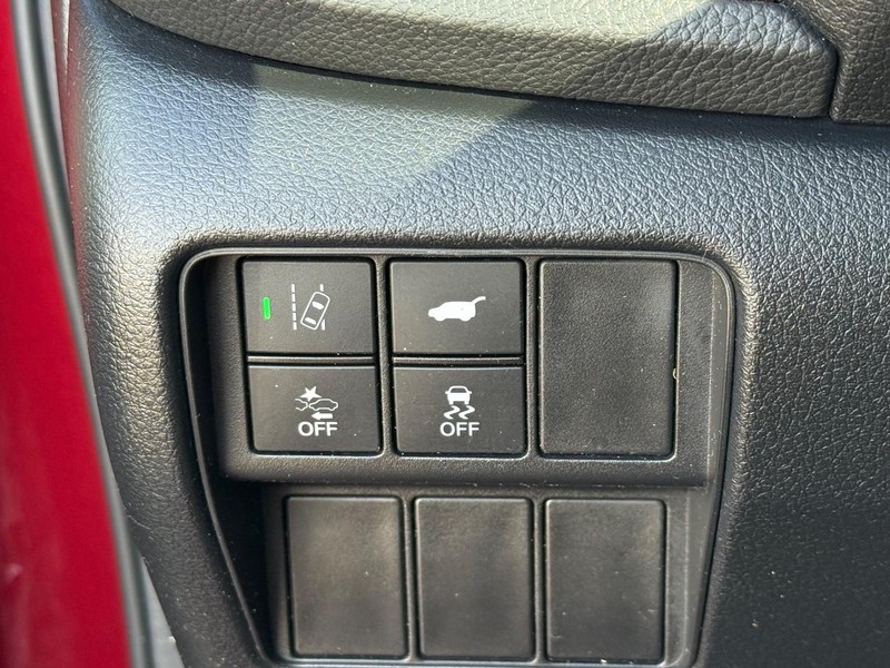 Honda CR-V Vehicle Image 11