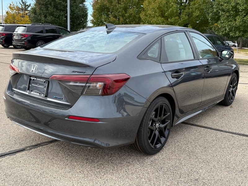 Honda Civic Sedan Hybrid Vehicle Image 3