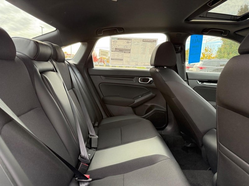 Honda Civic Sedan Hybrid Vehicle Image 5