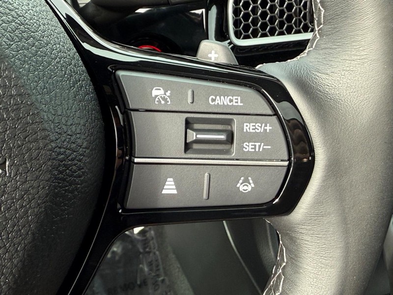 Honda Civic Sedan Hybrid Vehicle Image 12