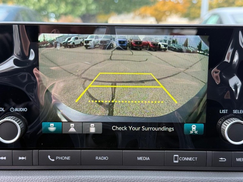 Honda Civic Sedan Hybrid Vehicle Image 13