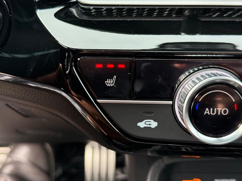 Honda Civic Sedan Hybrid Vehicle Image 14