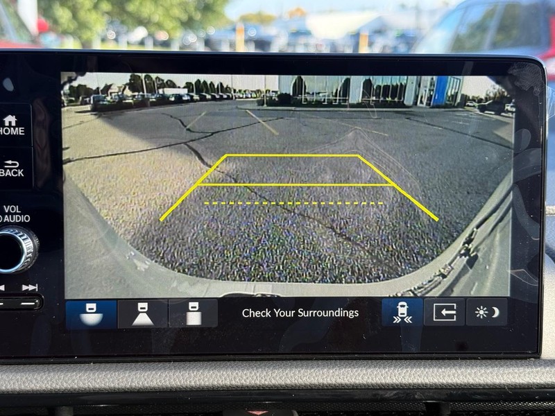 Honda CR-V Hybrid Vehicle Image 14