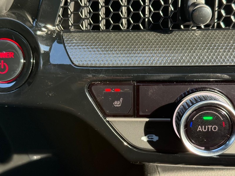 Honda CR-V Hybrid Vehicle Image 15