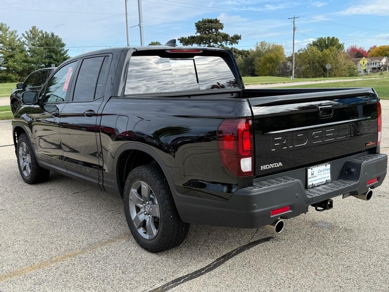 Honda Ridgeline Vehicle Image 6