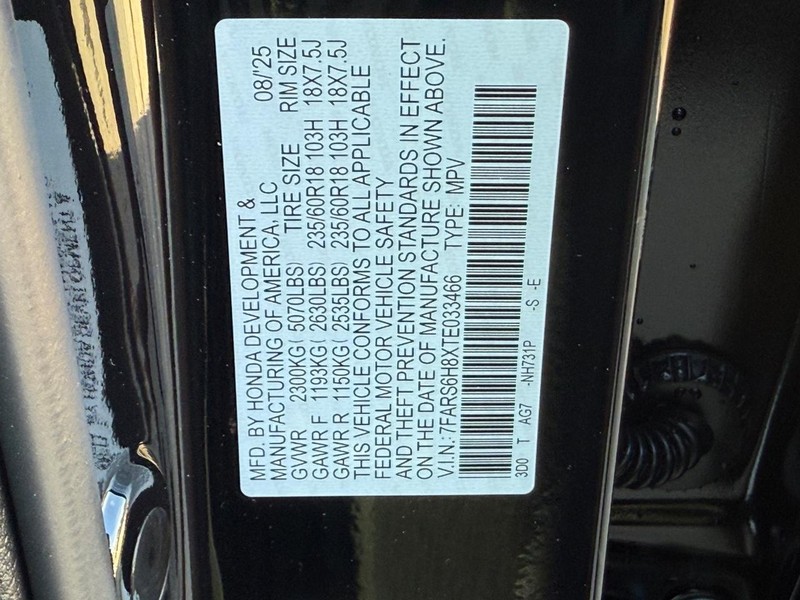 Honda CR-V Hybrid Vehicle Image 18